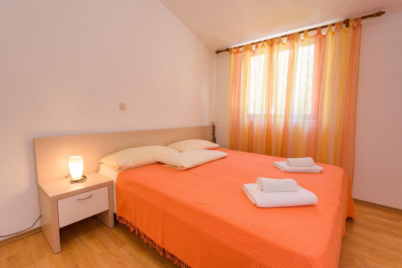 Apartments Zdravko Klek Esterno foto