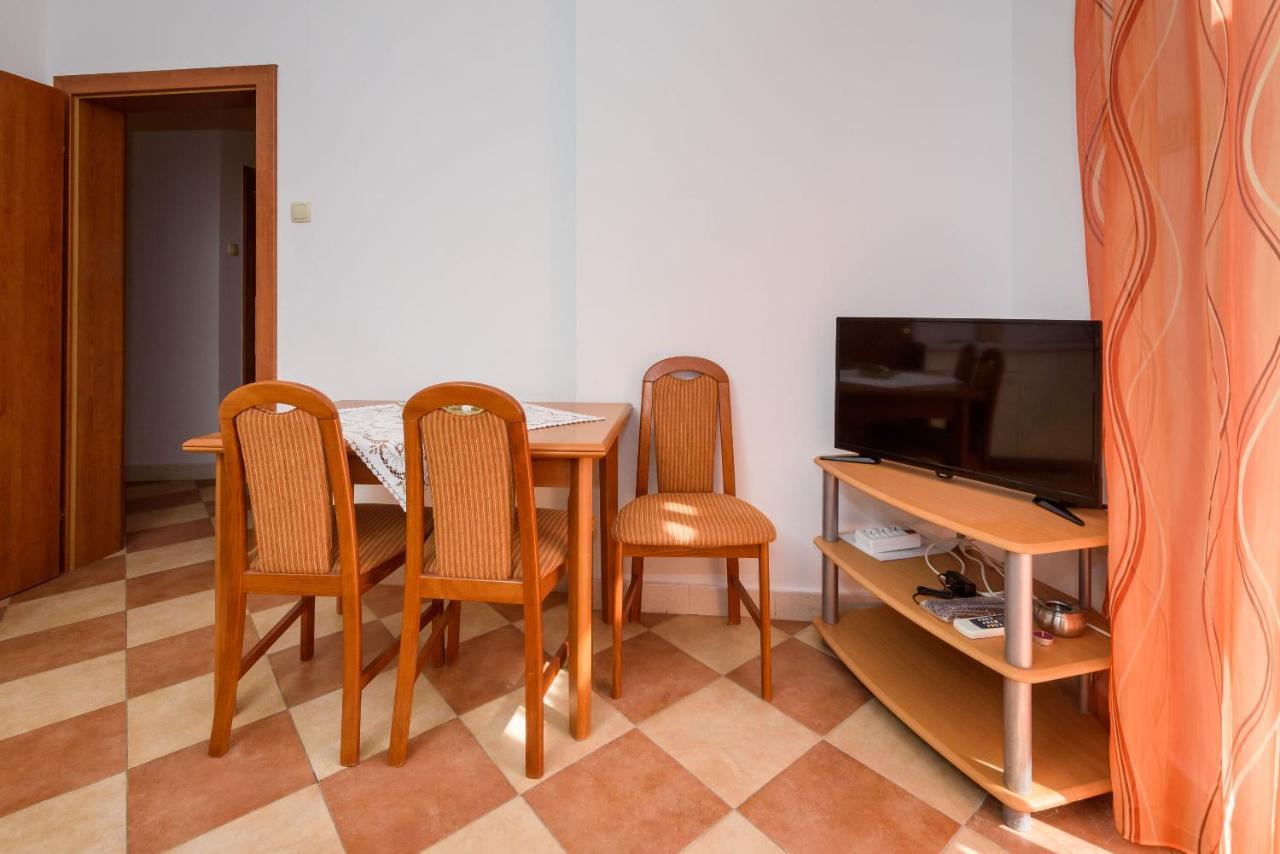 Apartments Zdravko Klek Esterno foto